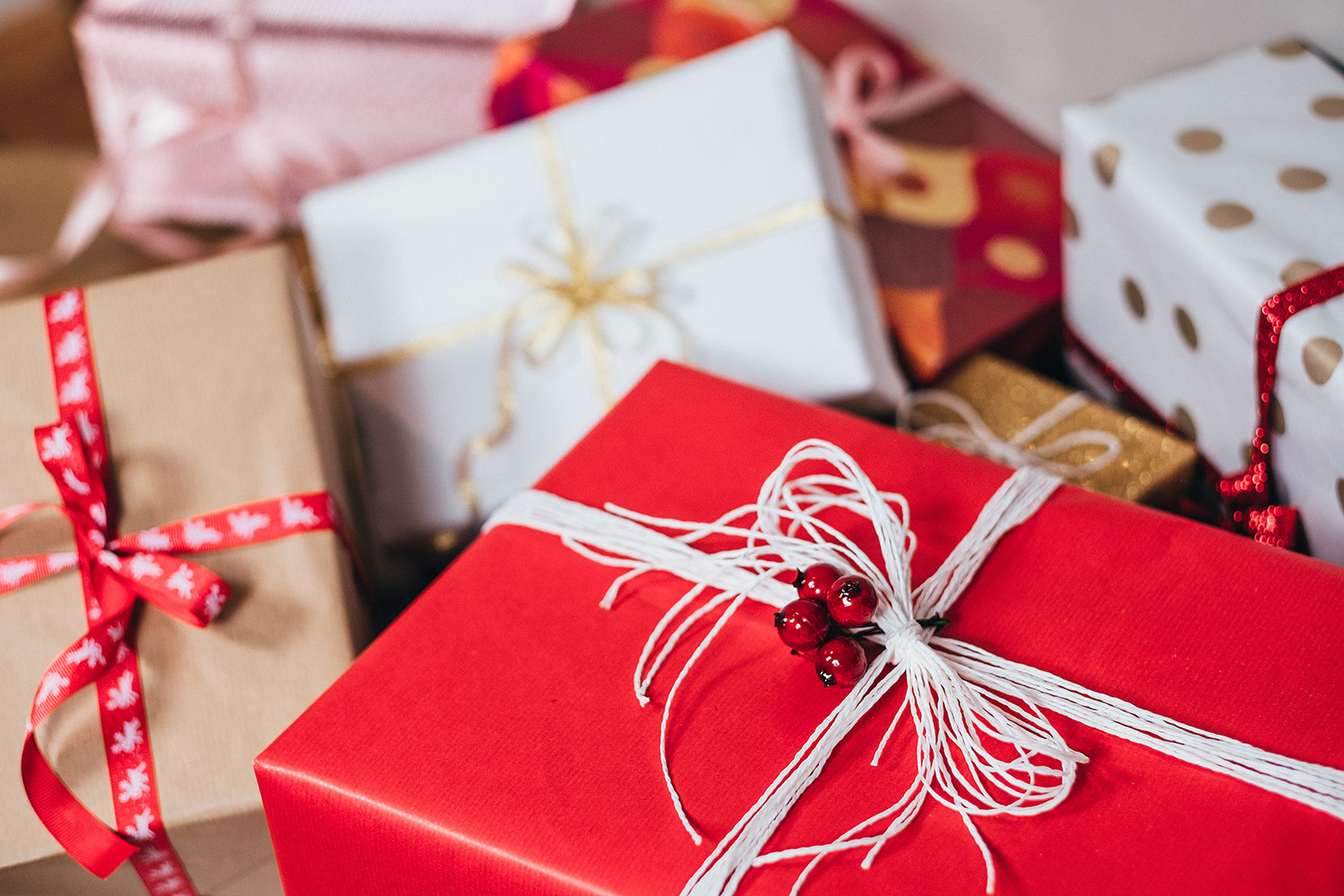 Personalized Gifts from Grandkids Won’t Break Their Piggy Banks